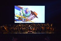 「ピクサー・イン・コンサート」2014年公演の様子。(c)Disney / Pixar 「PIXAR IN CONCERT 2014より」