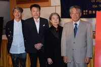「Japan Now監督特集＜原田眞人の世界＞」記者会見の様子。左から安藤鉱平、原田眞人、樹木希林、椎名保。