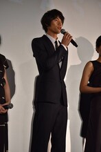 手塚光役の福士蒼汰。