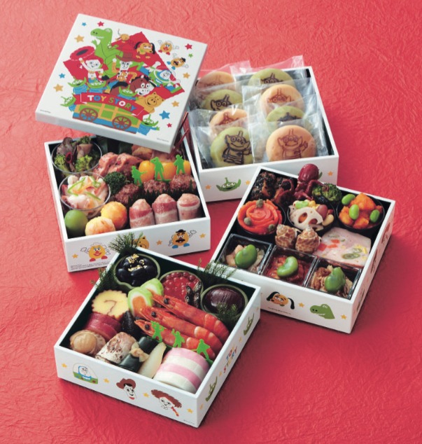 おせち・トイ・ストーリー・四段重 2万6900円 (c)Disney／Pixar