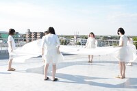 「女の子よ死体と踊れ」撮影の様子。