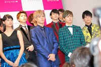 会見に臨む超特急。（写真提供：SDR）