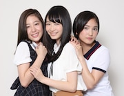 左から渡辺恵伶奈、岡本夏美、松本妃代。(c)2016vauxhallrideshow