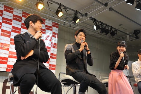 「FM大阪『遠藤淳のYou’ve Got a Radio＋らじこー』特別課外授業！」にて、ラジオ公開収録に参加するキャストたち。