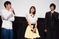 舞台挨拶の様子。