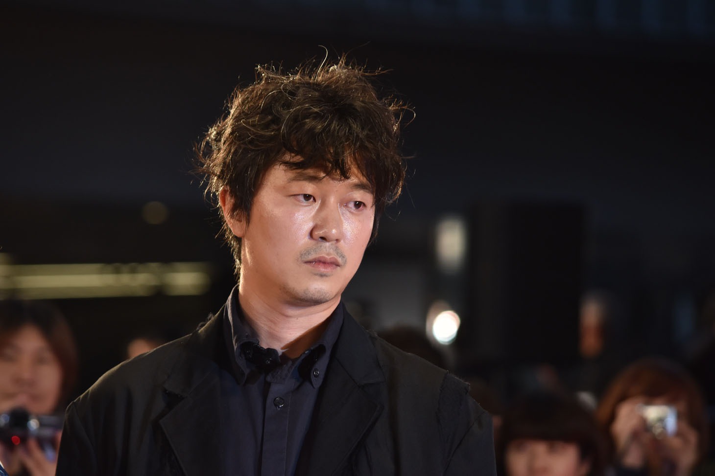 新井浩文