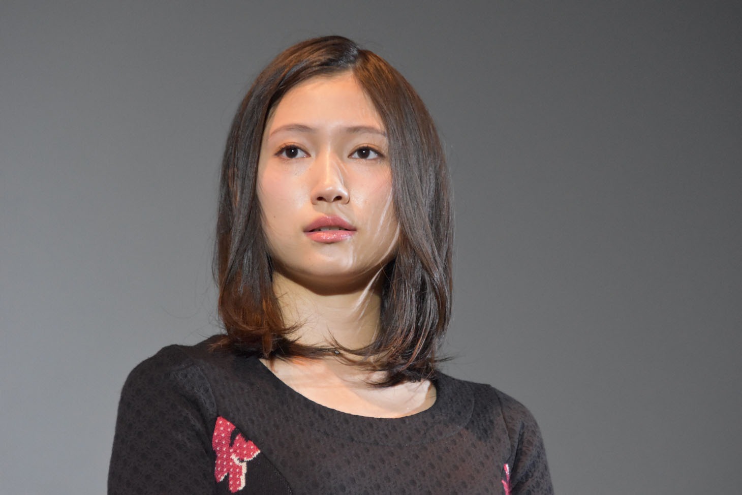 大野いと