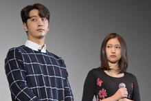 左からチャンソン、大野いと。