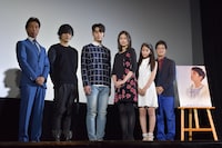 「忘れ雪」特別上映イベントの舞台挨拶の様子。