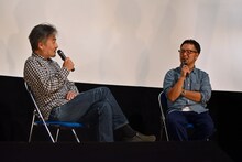 左から黒沢清、菊地健雄。