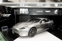 東京モーターショーで展示された、アストンマーティン DB9 GT ボンド・エディション。