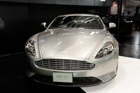 東京モーターショーで展示された、アストンマーティン DB9 GT ボンド・エディション。
