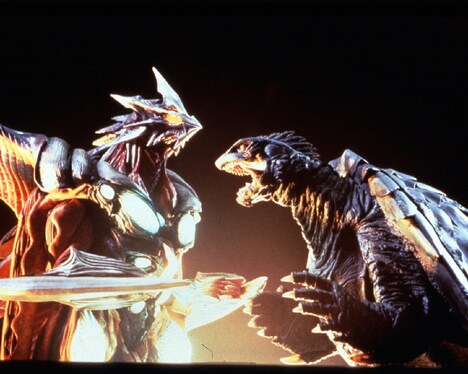 「ガメラ3 邪神（イリス）覚醒」 (c)KADOKAWA 徳間書店 日本テレビ 博報堂DYメディアパートナーズ 日販/1999