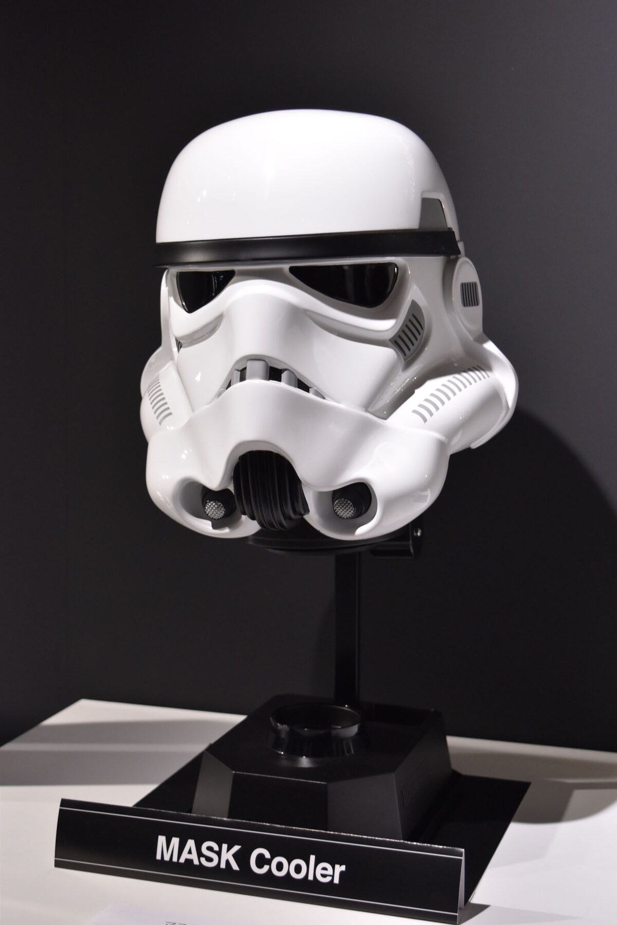 ストームトルーパー』MASK 保冷庫」（発売予定商品） - 等身大R2-D2や 