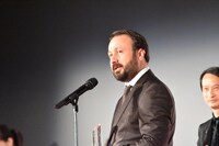 WOWOW賞と最優秀監督賞の2冠を達成した「カランダールの雪」のムスタファ・カラ。