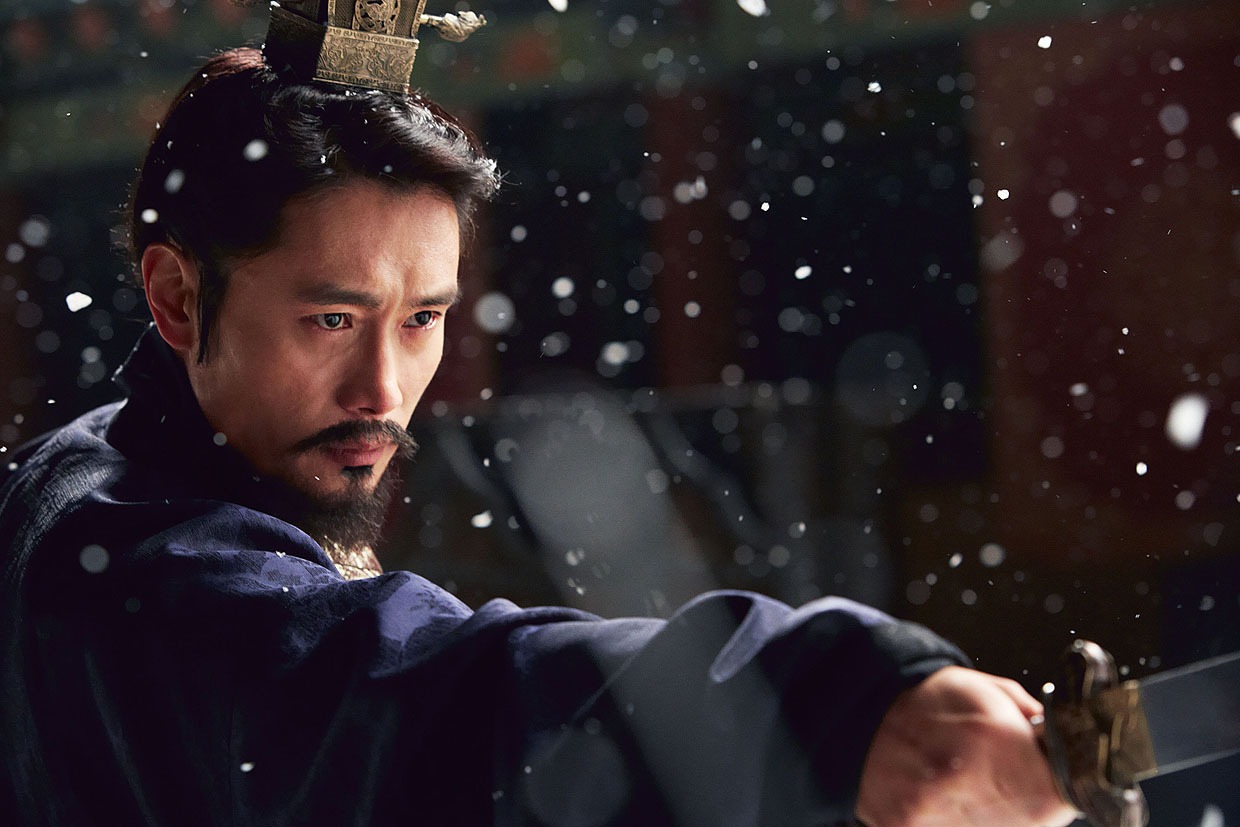 「メモリーズ 追憶の剣」  (c)2015 LOTTE ENTERTAINMENT All Rights Reserved.