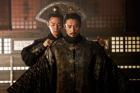 「メモリーズ 追憶の剣」  (c)2015 LOTTE ENTERTAINMENT All Rights Reserved.