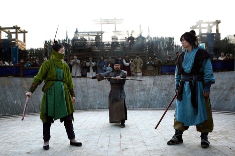 「メモリーズ 追憶の剣」  (c)2015 LOTTE ENTERTAINMENT All Rights Reserved.