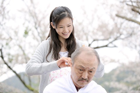 「トマトのしずく」 (c)2012ファミリーツリー