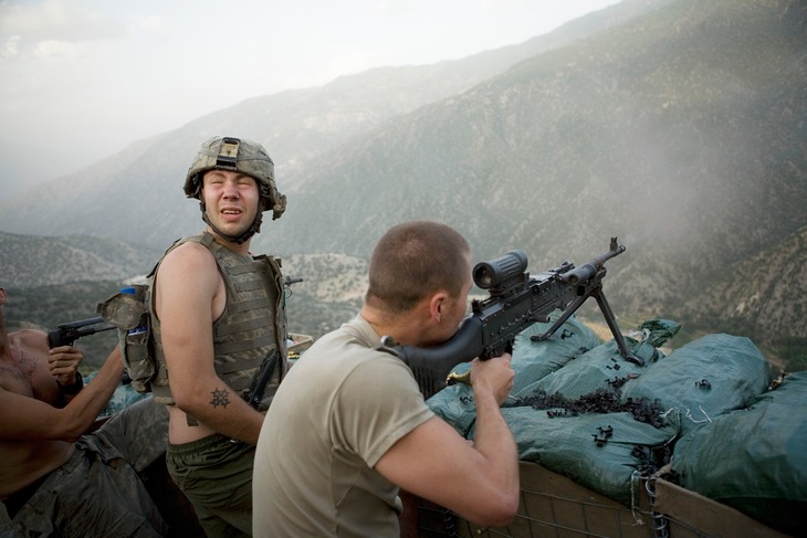 「レストレポ前哨基地 Part.1」(c)GOLDCREST FILMS, OUTPOST FILMS.