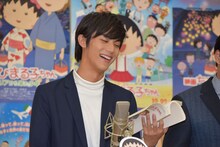 アフレコ中の中川大志。