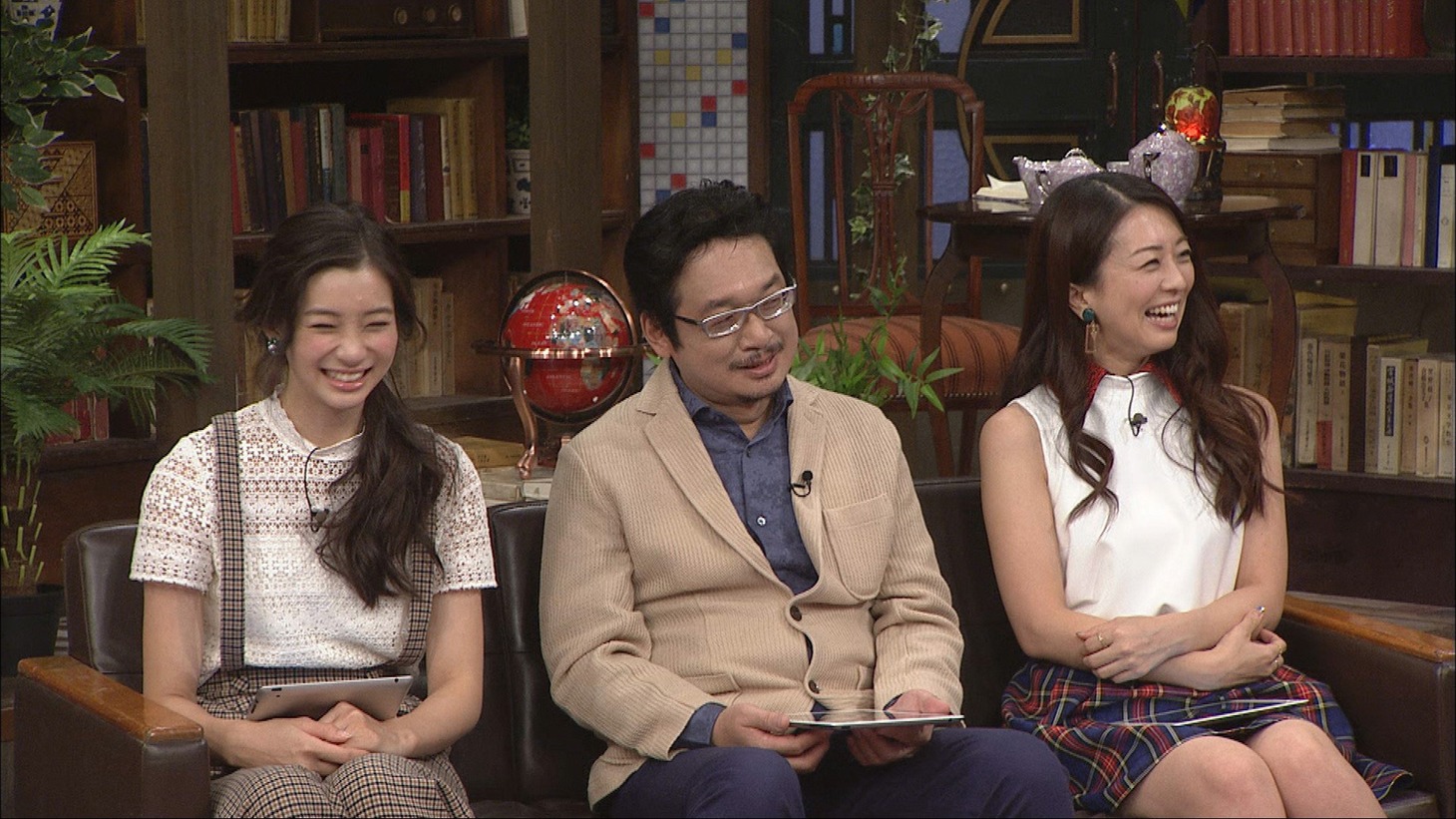 ゲスト足立梨花、やくみつる、祥子（左から）。(c)日本テレビ