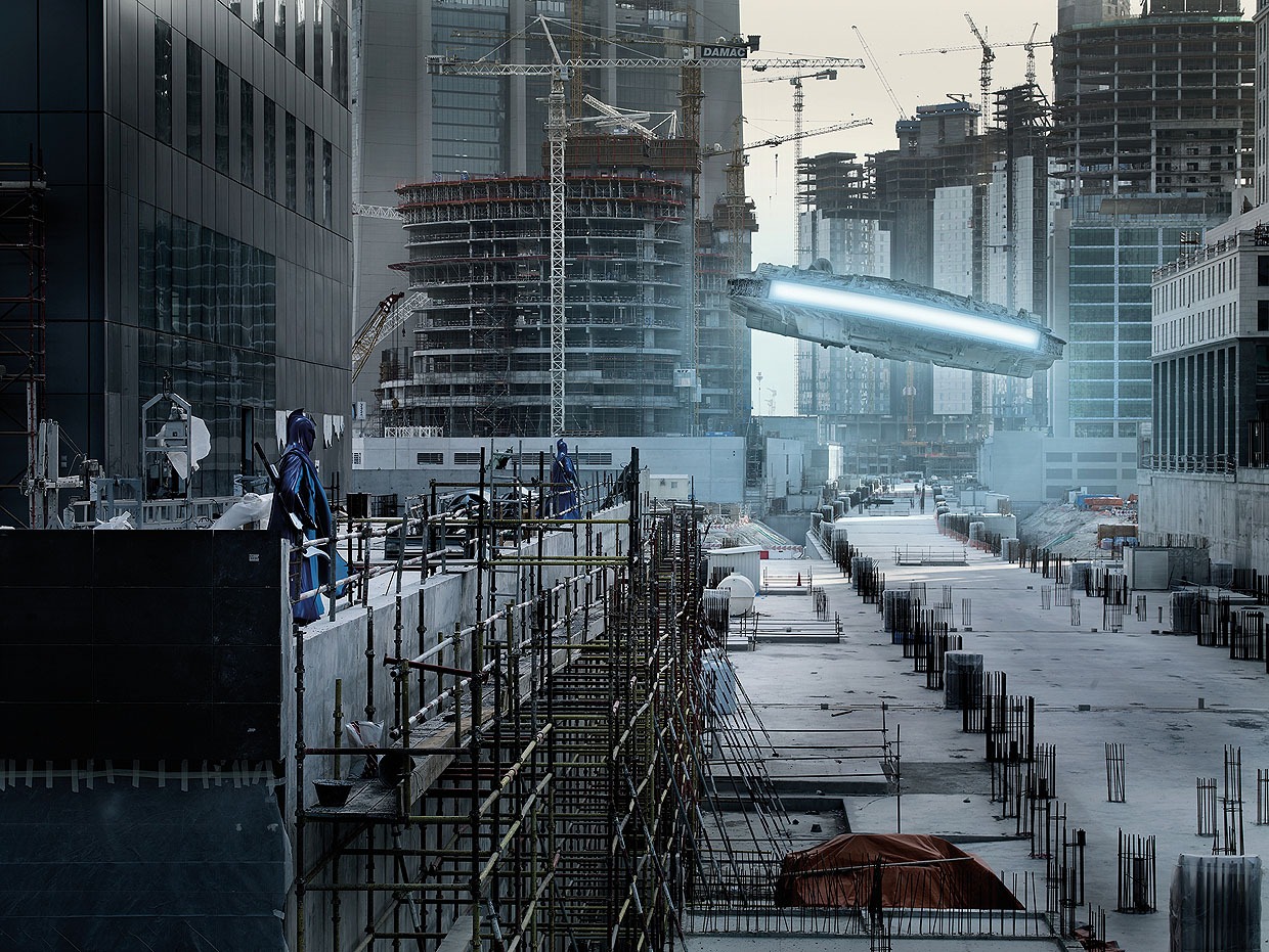 Dark Lens, The Falcon’s Flight, Dubai, 2009 (c)Cédric Delsaux