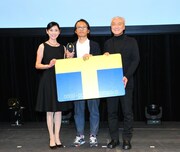 「TSUTAYA CREATORS' PROGRAM FILM2015」最終審査会の様子。左から黒木瞳、中江和仁、カルチュア・コンビニエンス・クラブの増田宗昭代表取締役社長兼CEO。