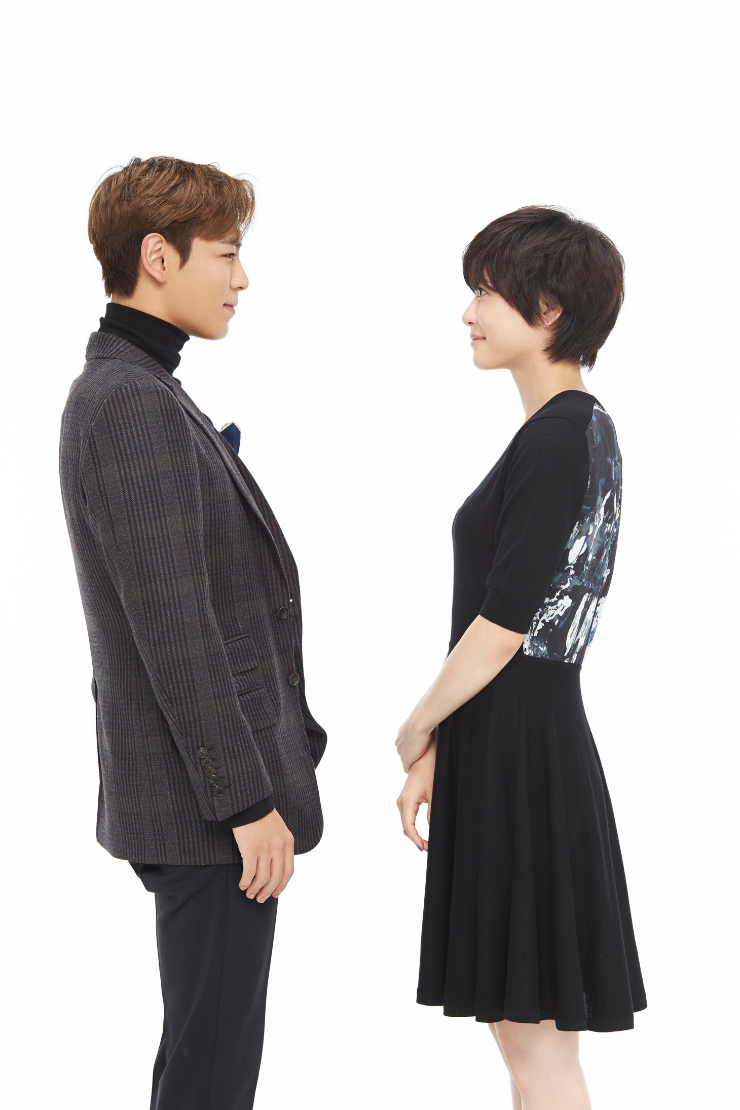 左からT.O.P from BIGBANG チェ・スンヒョン、上野樹里。