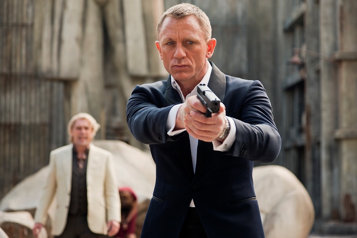 「007 スカイフォール」より、ジェームズ・ボンド役のダニエル・クレイグ。Skyfall (c) 2015 MGM, Danjaq. Skyfall, 007 Gun Logo and related James Bond Trademarks, TM Danjaq.