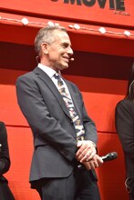 監督のスティーヴ・マーティノ。