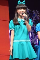 赤毛の女の子役の芦田愛菜。