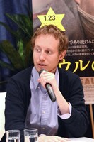 「サウルの息子」監督のネメシュ・ラースロー。