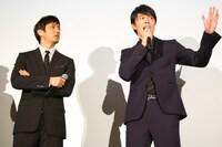 左から西島秀俊、長谷川博己。