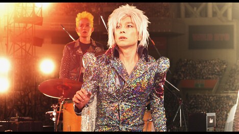 「ラブ＆ピース」 (c)「ラブ＆ピース」製作委員会