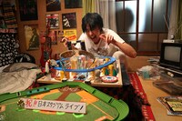 「ラブ＆ピース」 (c)「ラブ＆ピース」製作委員会