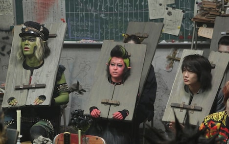 「TOO YOUNG TO DIE! 若くして死ぬ」