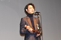 最優秀男優賞を受賞した綾野剛。