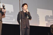 特別賞を受賞した「野火」キャストの森優作。