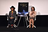 「ひそひそ星」Q&Aイベントの様子。左から園子温、神楽坂恵。