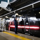「スター・ウォーズ」×南海電鉄、特別仕様車が大阪で運行スタート