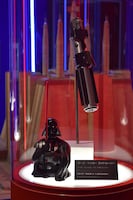 ダース・ベイダーのライトセーバー。