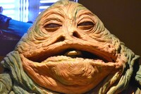 ジャバ・ザ・ハットの像。