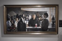 酒場のバーテンダーを務めるジョージ・ルーカスを描いた絵画。