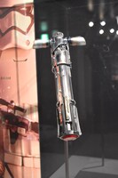 カイロ・レンのライトセーバー。