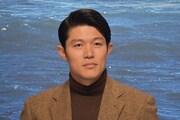 山崎組初参加の鈴木亮平。
