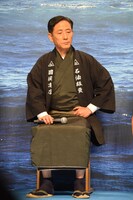 山崎組初参加の小林薫。