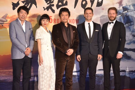 「海難1890」ワールドプレミアでの会見の様子。