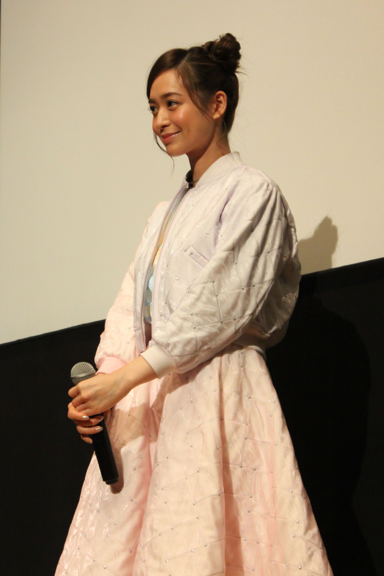 野崎萌香