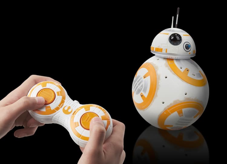 新キャラのドロイドBB-8がリアルに動く、「スター・ウォーズ 
